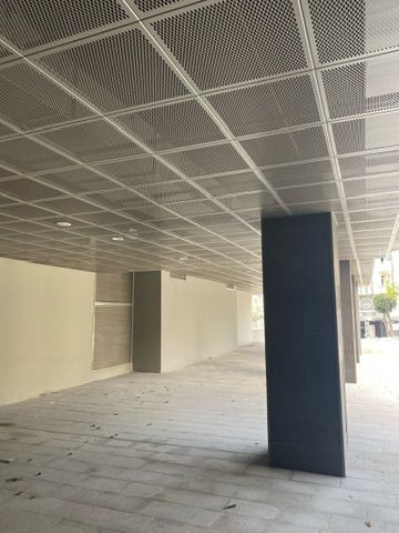 RAL 7030 gri, 600x600mm baklava desenli clip-in tavan uygulaması – Baklava Desenli Perfore Clip-in Tavan