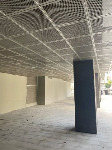 RAL 7030 gri, 600x600mm baklava desenli clip-in tavan uygulaması – Baklava Desenli Perfore Clip-in Tavan