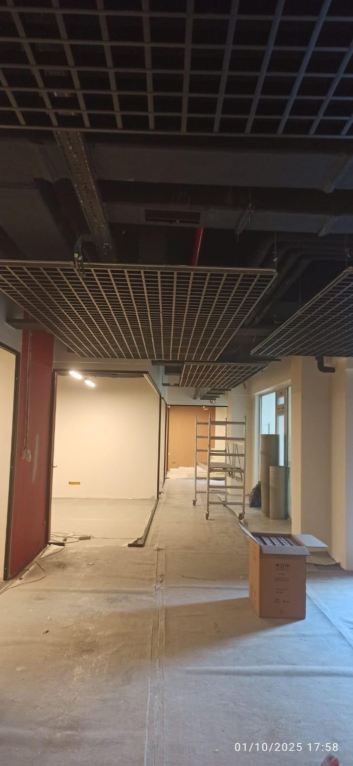 Siyah petek (open cell) tavan uygulaması – Platin Emlak